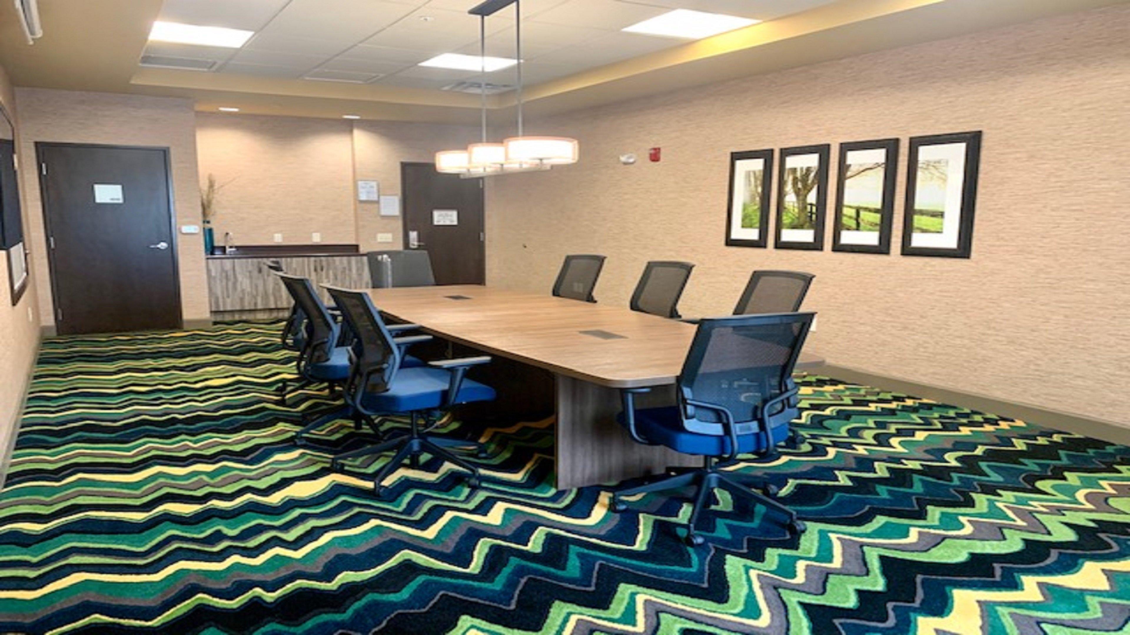 Holiday Inn Express & Suites Perry-National Fairground Area By Ihg Extérieur photo