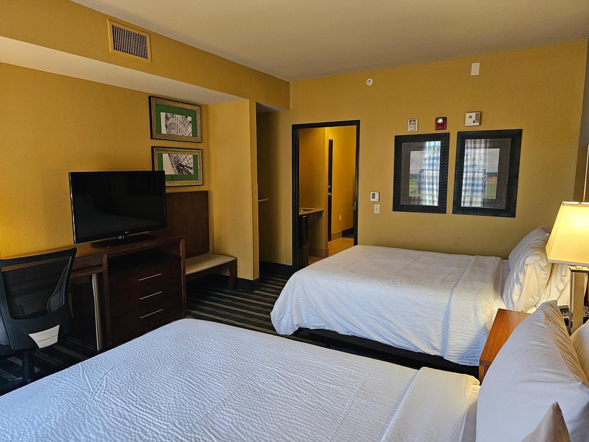Holiday Inn Express & Suites Perry-National Fairground Area By Ihg Extérieur photo