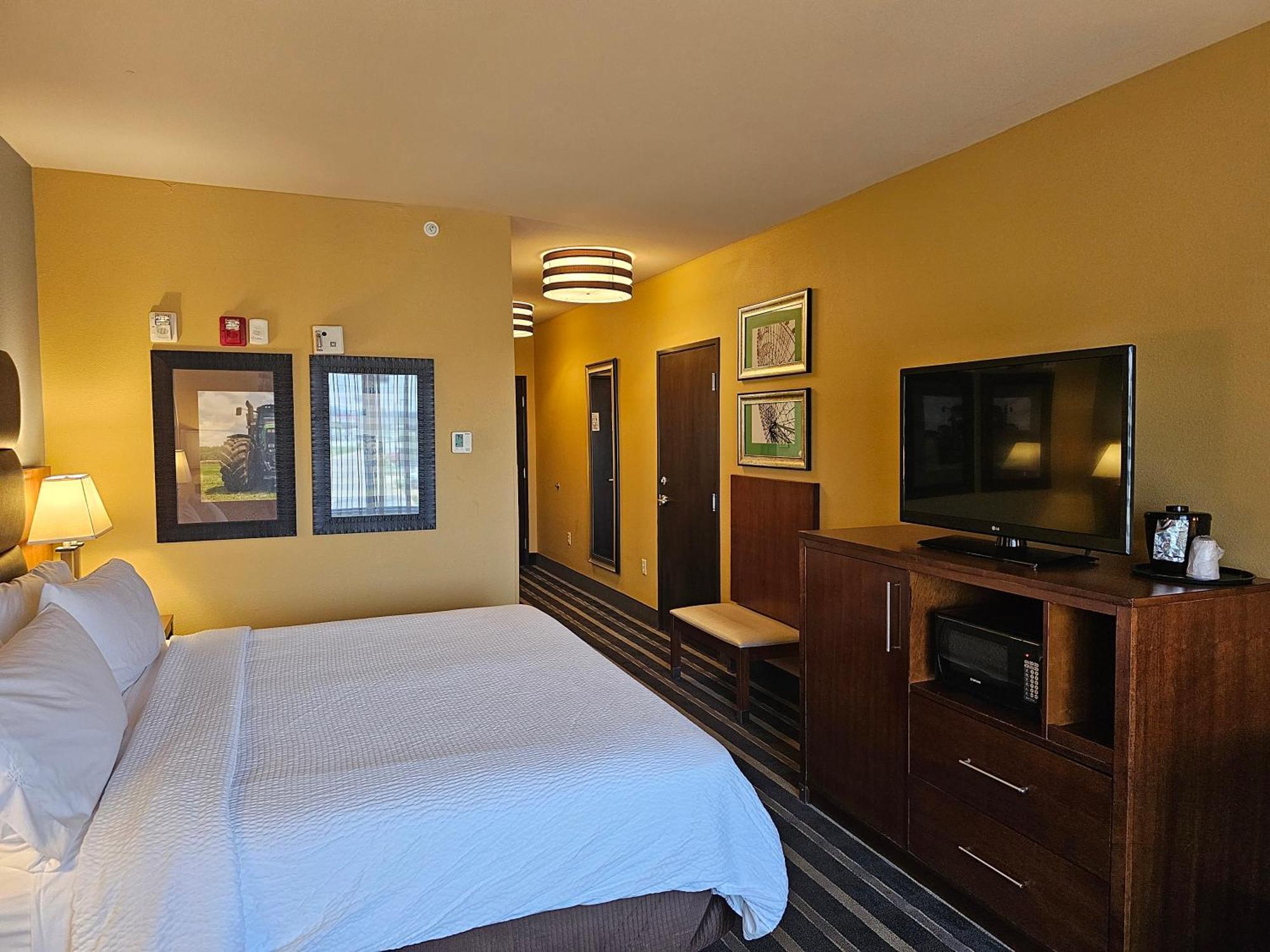 Holiday Inn Express & Suites Perry-National Fairground Area By Ihg Extérieur photo