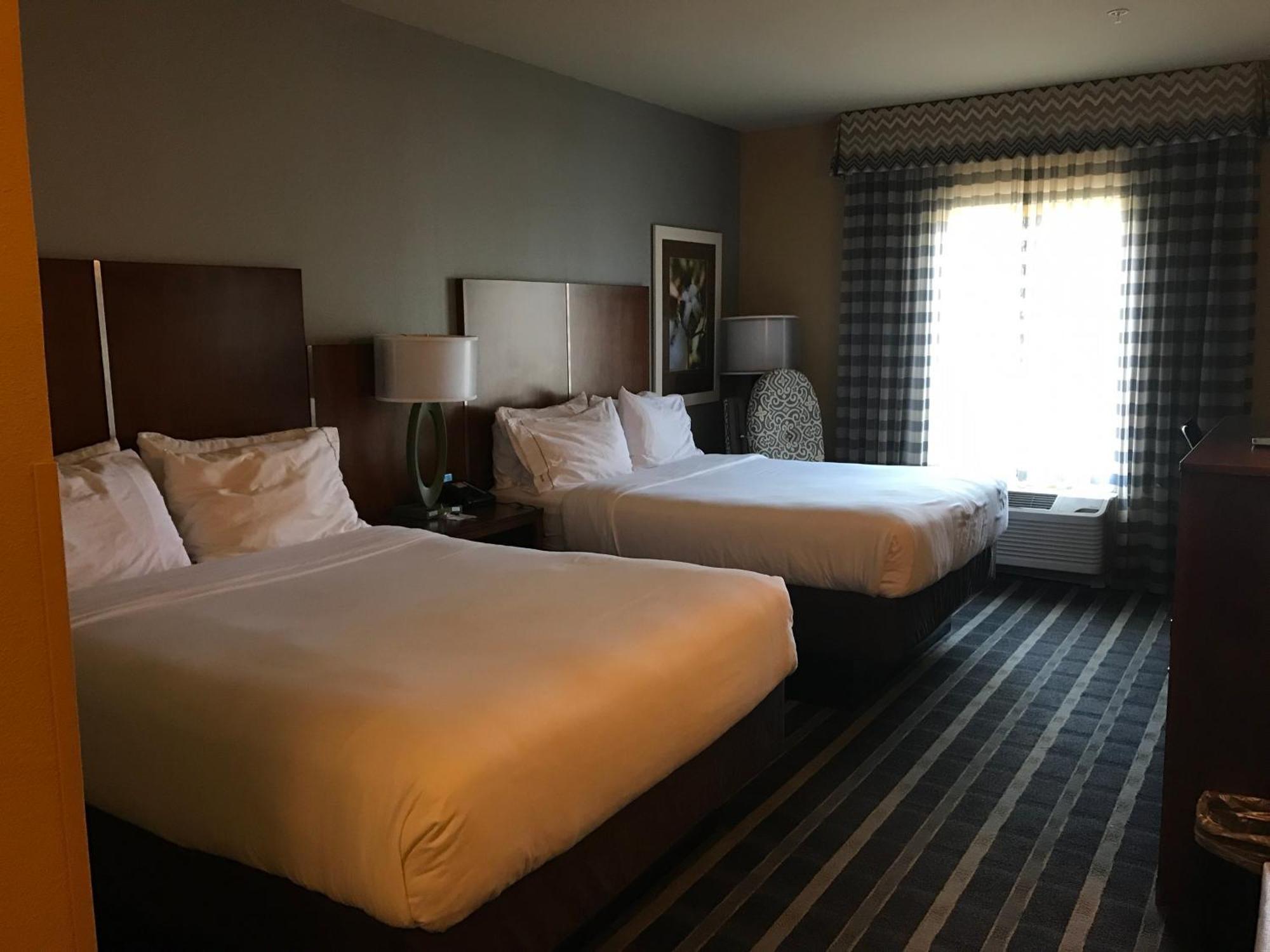 Holiday Inn Express & Suites Perry-National Fairground Area By Ihg Extérieur photo