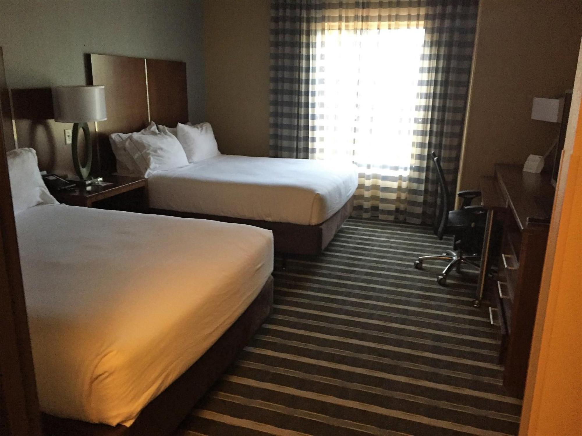Holiday Inn Express & Suites Perry-National Fairground Area By Ihg Extérieur photo